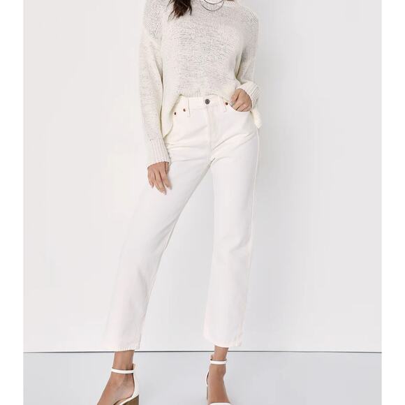 NWT Levis Wedgie White Cropped Button Fly Jeans - Picture 1 of 7